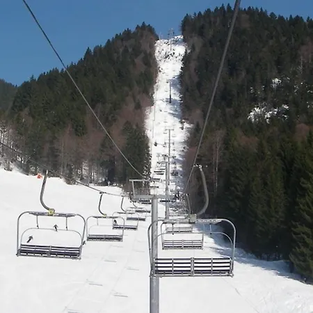 Spacieux Au Pied Des Pistes Avec Parking Et Balcon - Fr-1-573-38 アパート